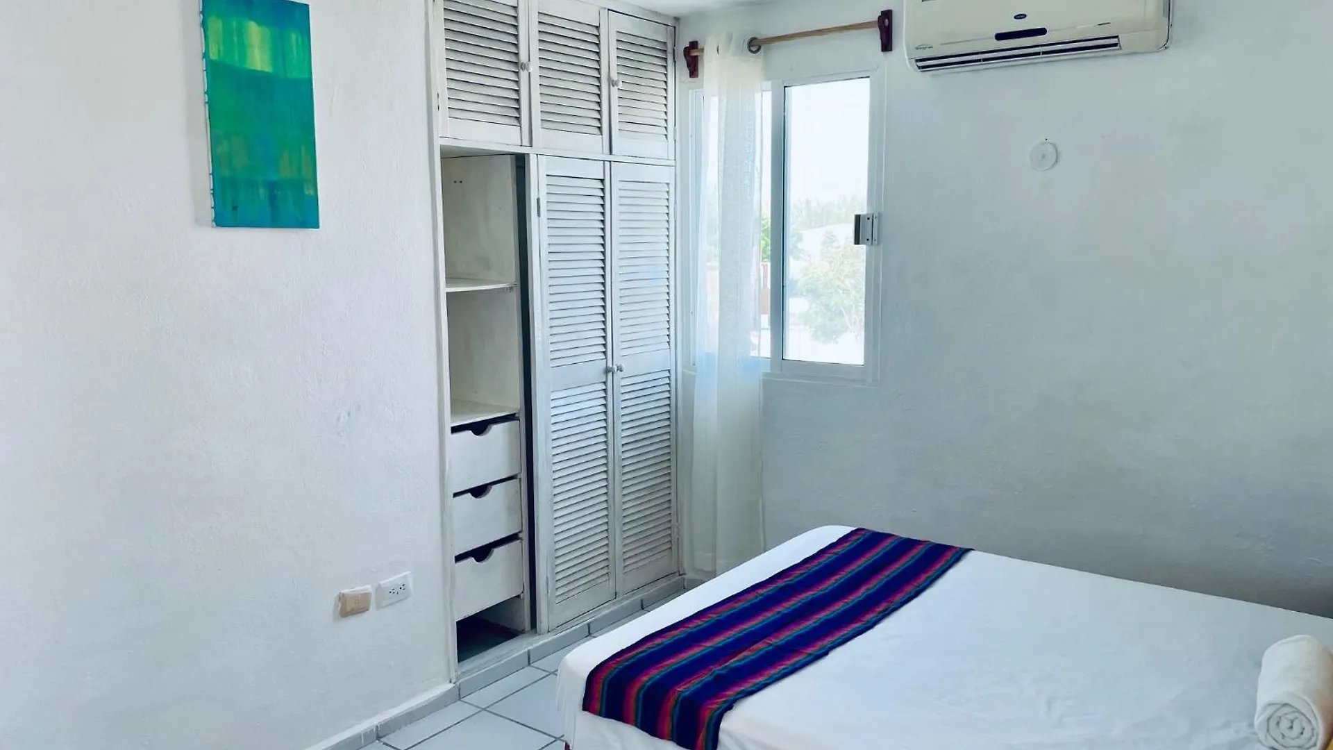 Punta Me Apartments & Rooms Near The Punta Sam Beach Cancún